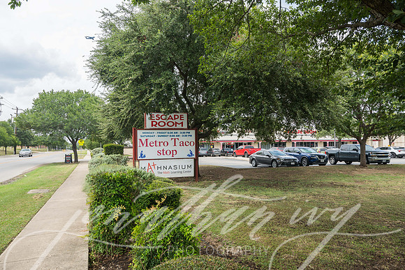 JonathanIvy-Town&Country-10350BanderaRd-24