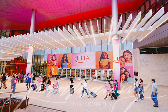 JonathanIvy-Ulta-BeautyWorld-2025-22