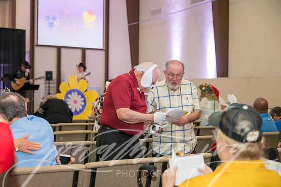 JIP-SeniorsInPlay-StoriesInBloom-040726-043