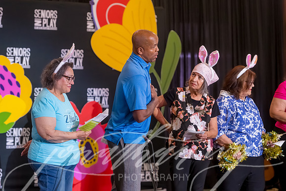 JIP-SeniorsInPlay-StoriesInBloom-040726-095