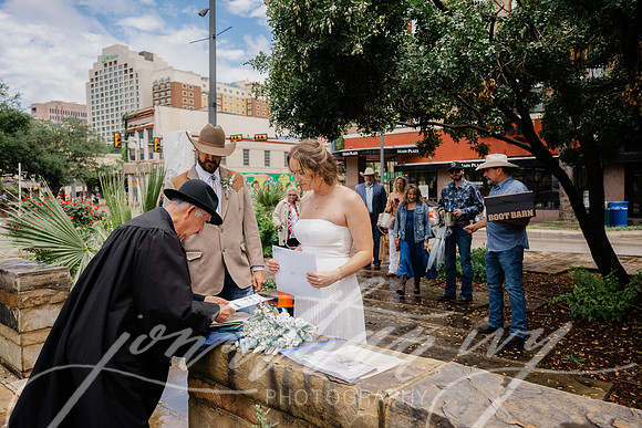 JIP-Kamrie-Josh-San-Antonio-Elopement-050126-002