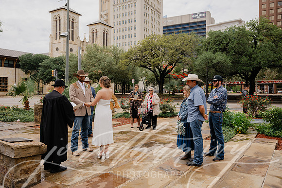 JIP-Kamrie-Josh-San-Antonio-Elopement-050126-013