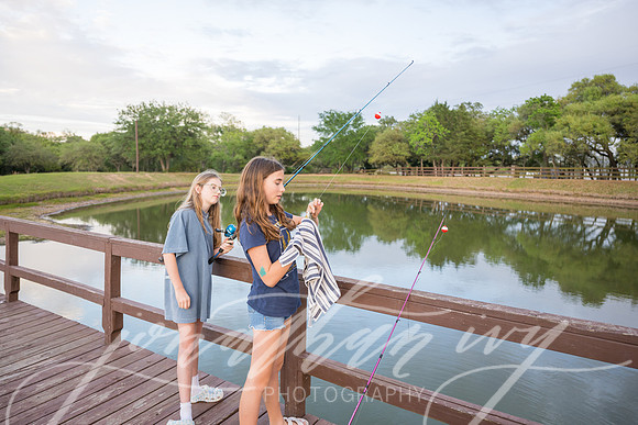 JonathanIvyPhoto-ThePinkEnvelope-Splashway-Crawfish-WineFest-2026-002