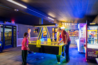JonathanIvyPhoto-ThePinkEnvelope-Splashway-Crawfish-WineFest-2026-004