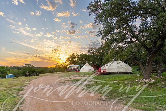 JonathanIvyPhoto-ThePinkEnvelope-Grapetown-Vineyards-051