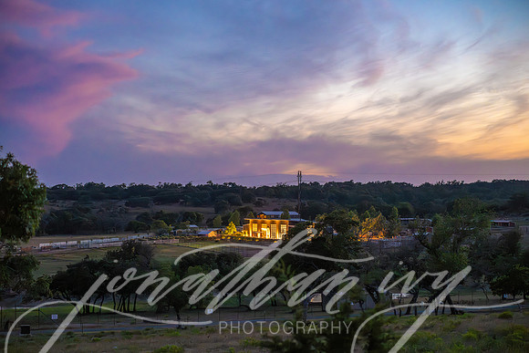 JonathanIvyPhoto-ThePinkEnvelope-Grapetown-Vineyards-058