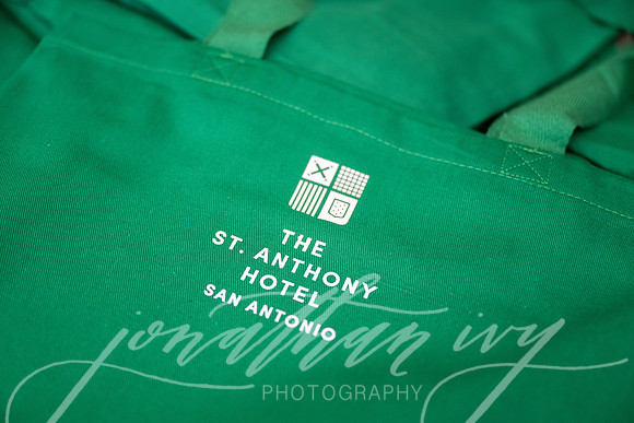 JonathanIvyPhoto-StAnthony-OpenHouse-081226-15