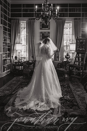 JonathanIvyPhoto-Sarah-Bridals-080626-04