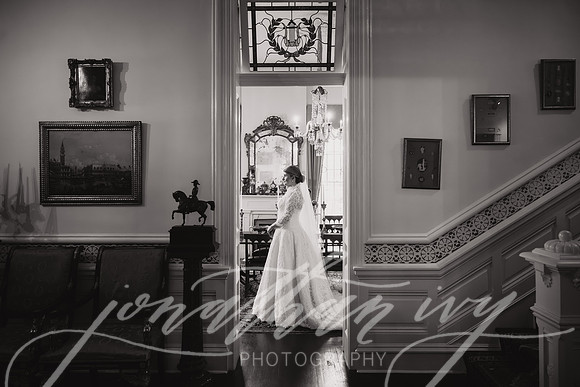 JonathanIvyPhoto-Sarah-Bridals-080626-20