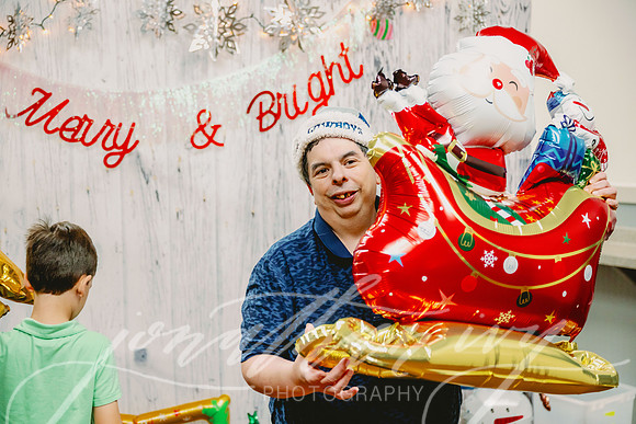 JonathanIvy-ThePark-JingleJam-24-35