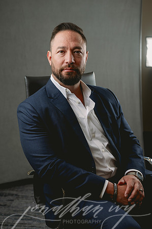 JonathanIvy-YatesConstruction-Headshots-032923-05