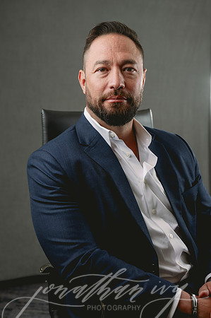 JonathanIvy-YatesConstruction-Headshots-032923-08