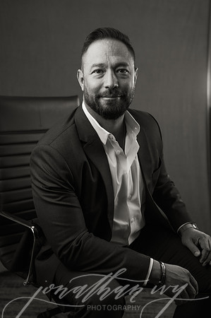 JonathanIvy-YatesConstruction-Headshots-032923-11