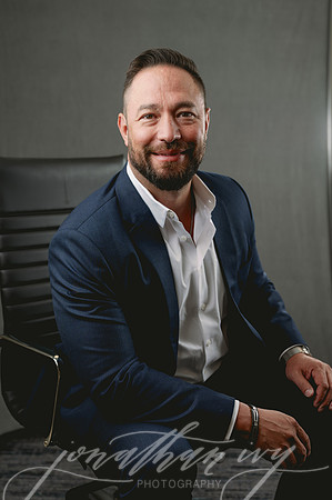 JonathanIvy-YatesConstruction-Headshots-032923-12