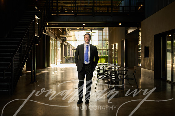 JonathanIvy-Nate-Headshots-102226-42