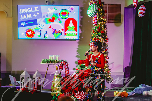 JonathanIvy-ThePark-JingleJam-24-29