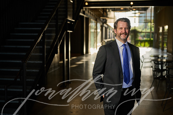 JonathanIvy-Nate-Headshots-102226-47