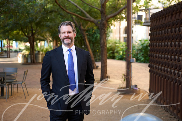 JonathanIvy-Nate-Headshots-102226-60