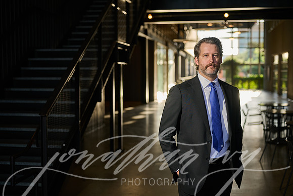 JonathanIvy-Nate-Headshots-102226-46