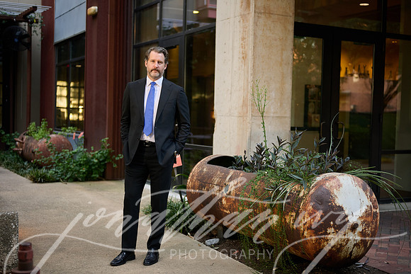 JonathanIvy-Nate-Headshots-102226-07
