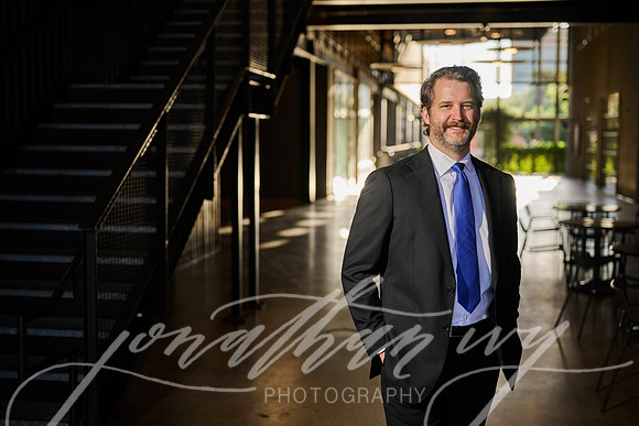 JonathanIvy-Nate-Headshots-102226-47