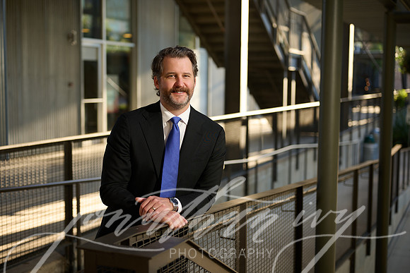 JonathanIvy-Nate-Headshots-102226-33