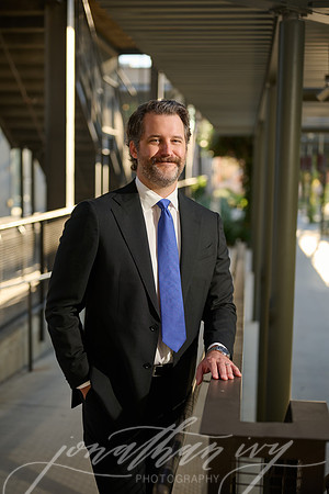 JonathanIvy-Nate-Headshots-102226-38