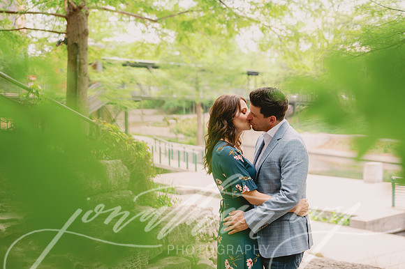 JIP-Laura-Travis-Engagement-041423-50