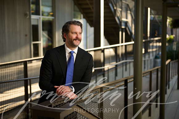 JonathanIvy-Nate-Headshots-102226-35