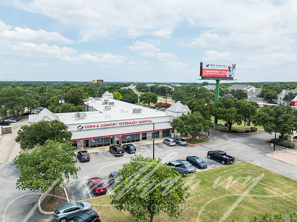 JonathanIvy-Town&Country-10350BanderaRd-16