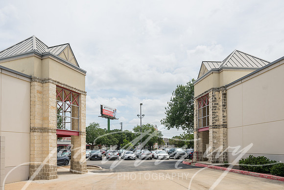 JonathanIvy-Town&Country-10350BanderaRd-51