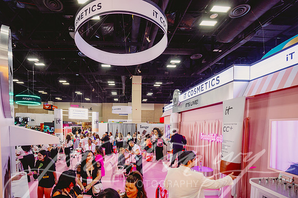 JonathanIvy-Ulta-FLC-2025-IT-Cosmetics-44