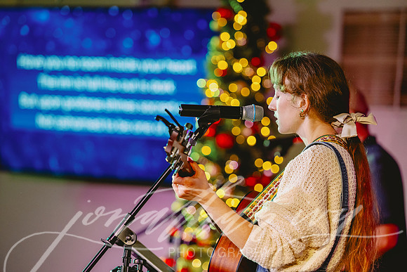 JonathanIvy-ThePark-JingleJam-24-70