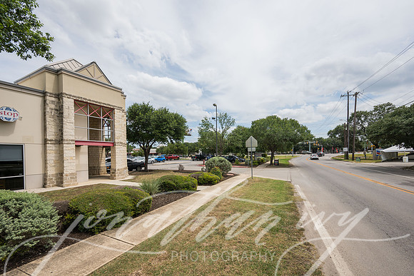 JonathanIvy-Town&Country-10350BanderaRd-57