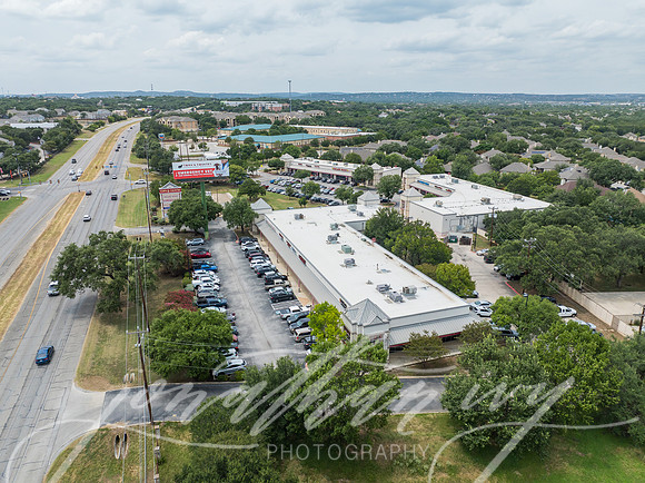 JonathanIvy-Town&Country-10350BanderaRd-14