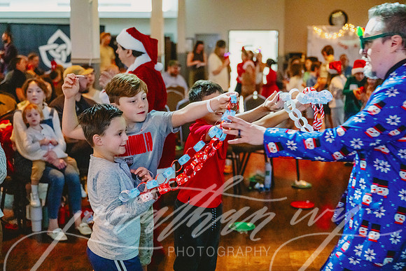 JonathanIvy-ThePark-JingleJam-24-16