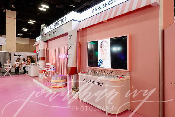 JonathanIvy-Ulta-FLC-2025-IT-Cosmetics-10