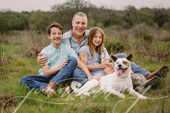 JIP-Loesch-Family-030424-04