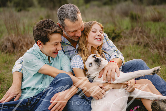 JIP-Loesch-Family-030424-03