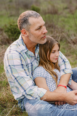 JIP-Loesch-Family-030424-06