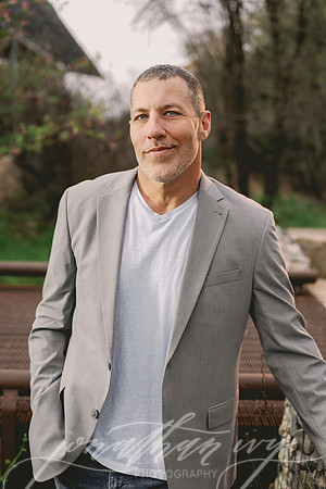 JIP-Loesch-Family-030424-60