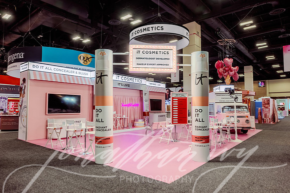 JonathanIvy-Ulta-FLC-2025-IT-Cosmetics-03