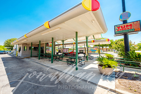 JIP-MarcusMillichap-Sonic5031RigsbyAve-31