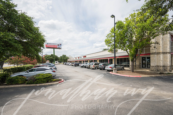 JonathanIvy-Town&Country-10350BanderaRd-41
