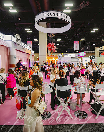 JonathanIvy-Ulta-FLC-2025-IT-Cosmetics-42