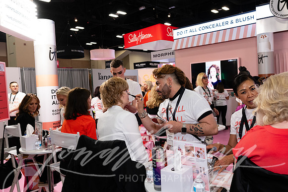 JonathanIvy-Ulta-FLC-2025-IT-Cosmetics-28