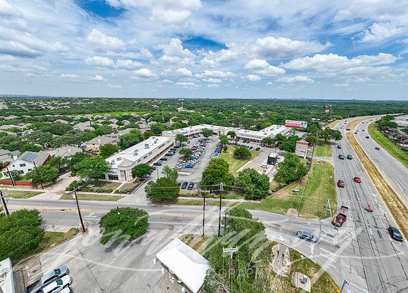 JonathanIvy-Town&Country-10350BanderaRd-09