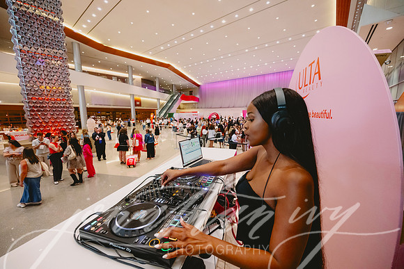 JonathanIvy-Ulta-BeautyWorld-2025-36