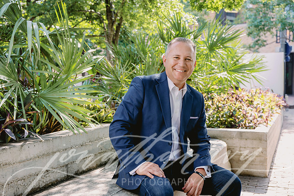 JIP-Edward-Headshots-042824-03