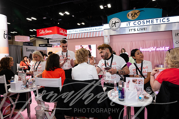 JonathanIvy-Ulta-FLC-2025-IT-Cosmetics-30